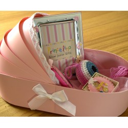 Baby box για κοριτσάκι με παραμάνα, ματάκι, εικόνα και κορνίζα